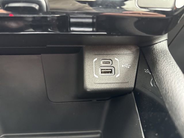 New 2026 Jeep Compass Limited w/ Sun, Sound & Navigation Group image 23