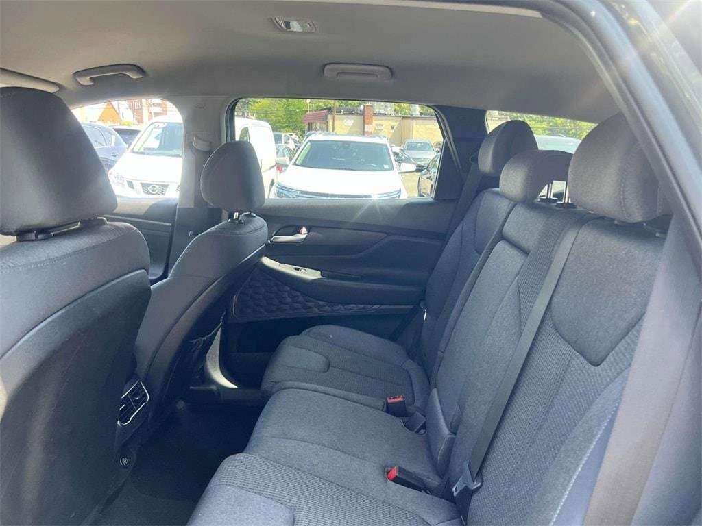 Used 2023 Hyundai Santa Fe SE image 13