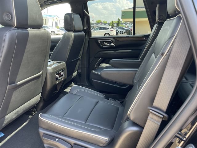 Used 2023 Chevrolet Tahoe Premier w/ Premium Package AWD/4WD image 13