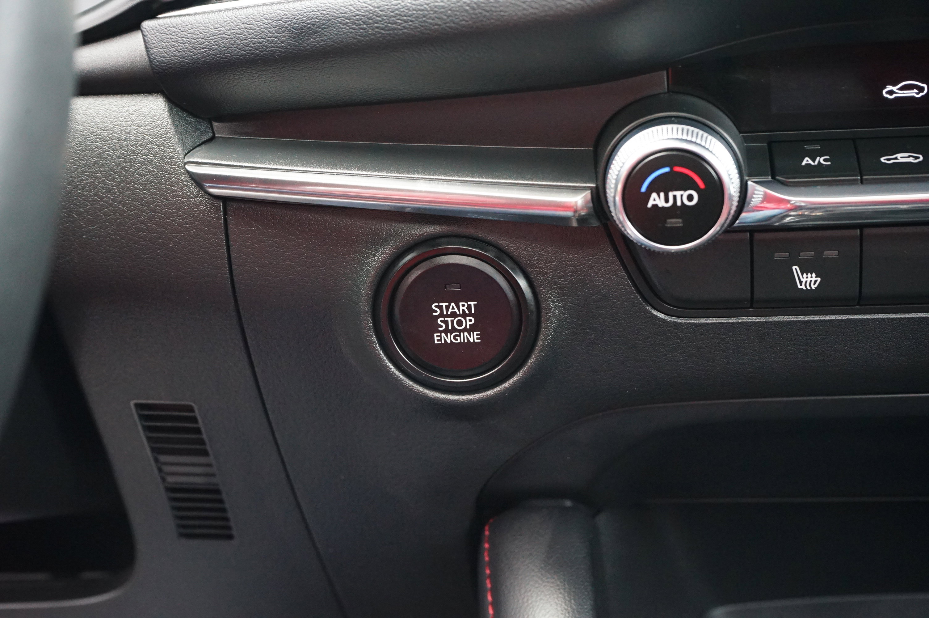 Certified 2025 MAZDA MAZDA3 s image 26