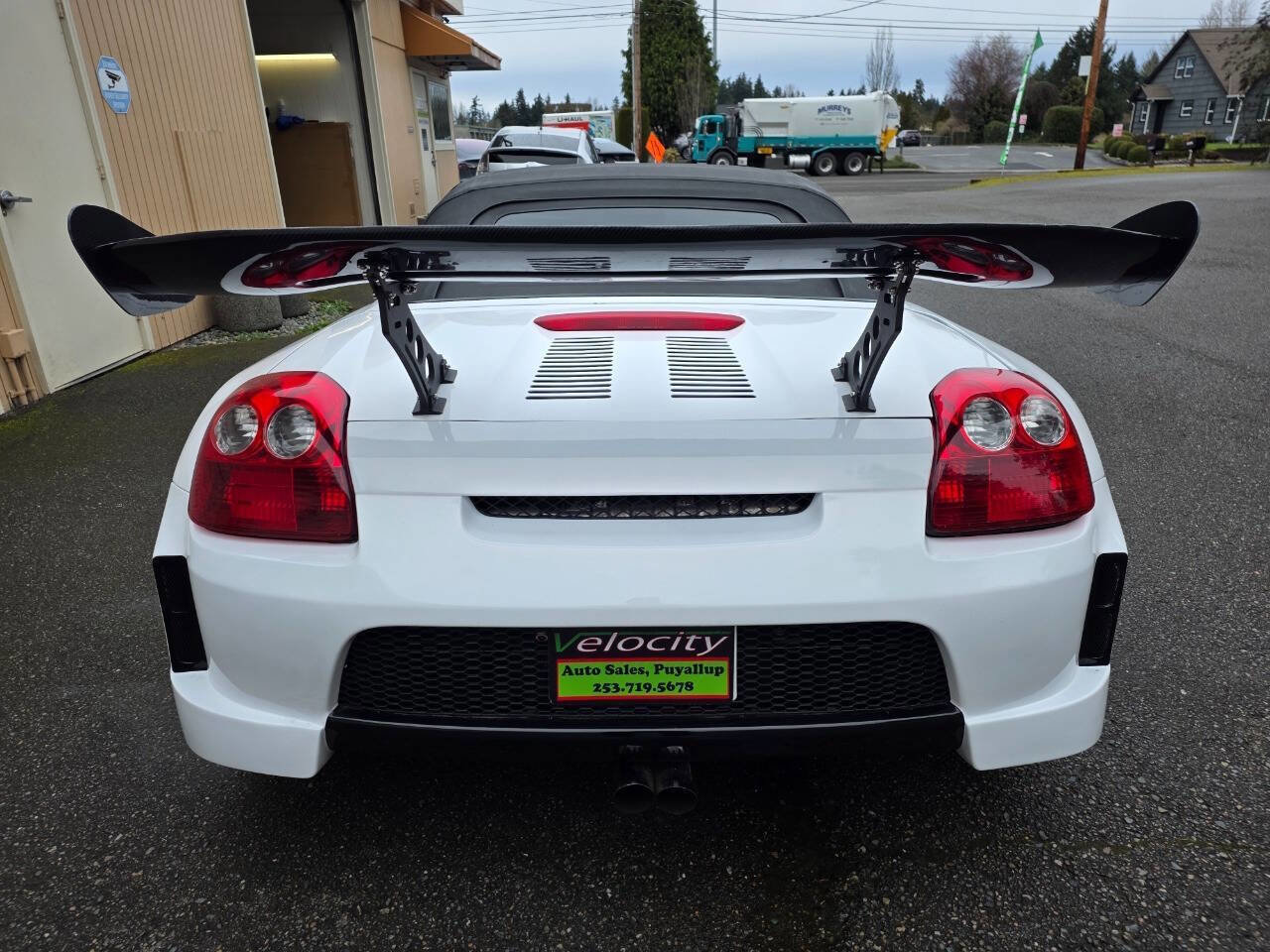Used 2000 Toyota MR2 image 6