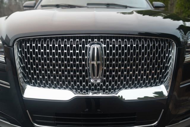 Used 2023 Lincoln Navigator Reserve w/ Equipment Group 201A image 19