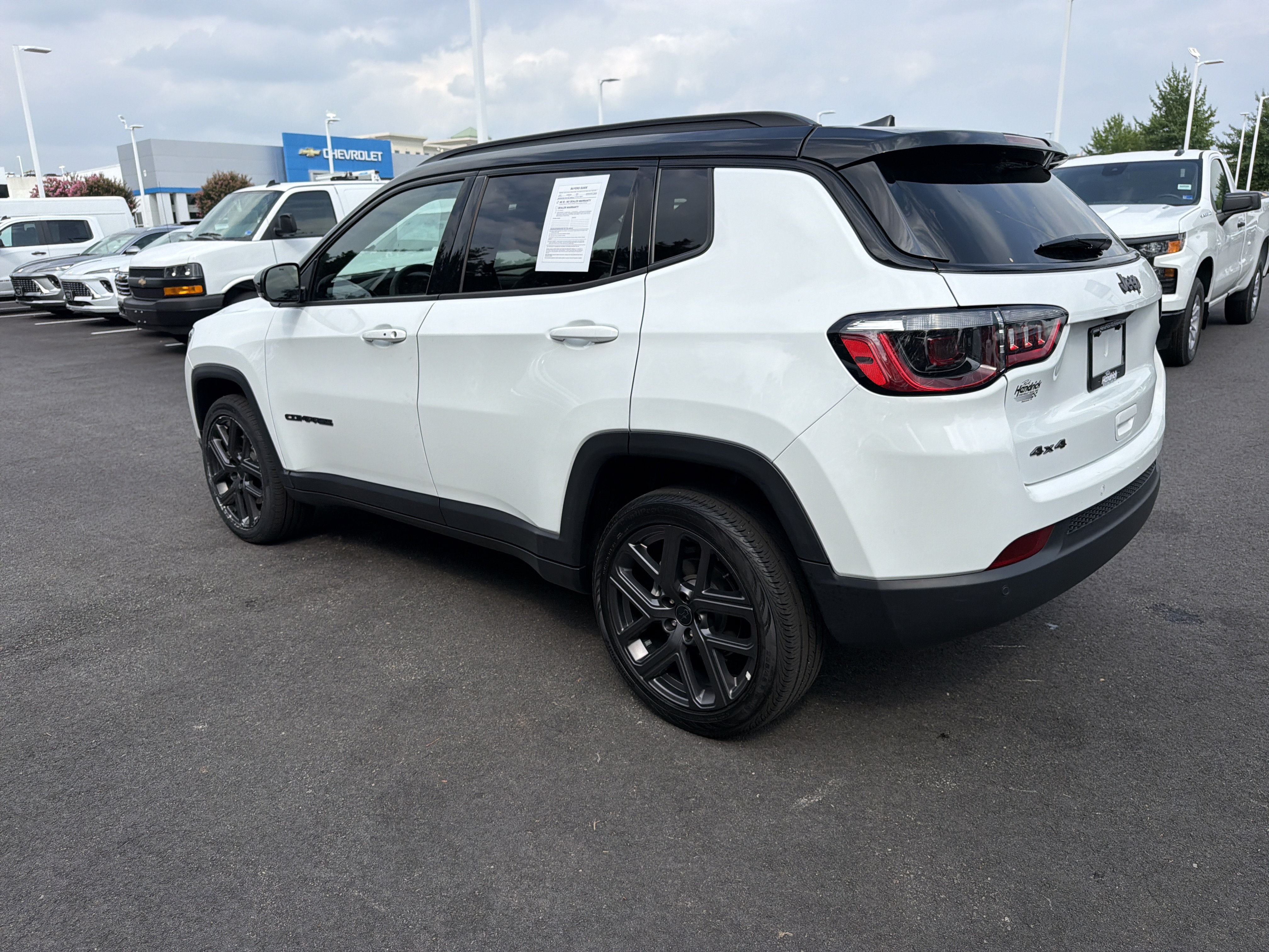 Used 2026 Jeep Compass Limited AWD/4WD image 8