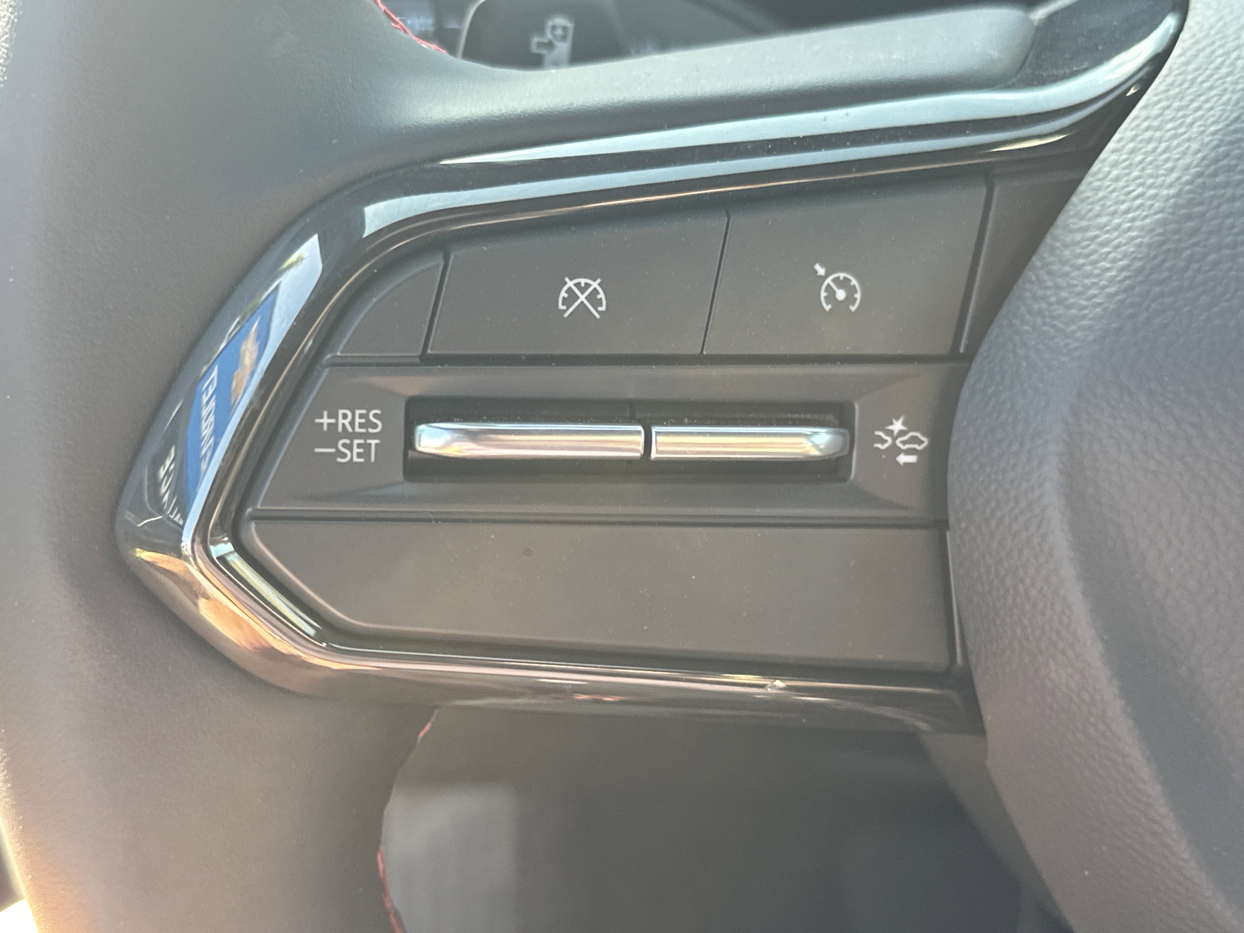 New 2026 Chevrolet Equinox EV RS image 18