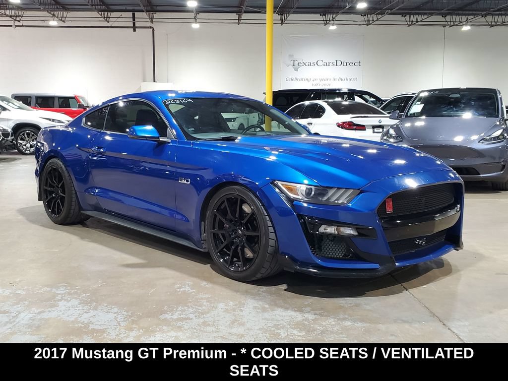 Used 2017 Ford Mustang GT Premium w/ GT Performance Package RWD image 3