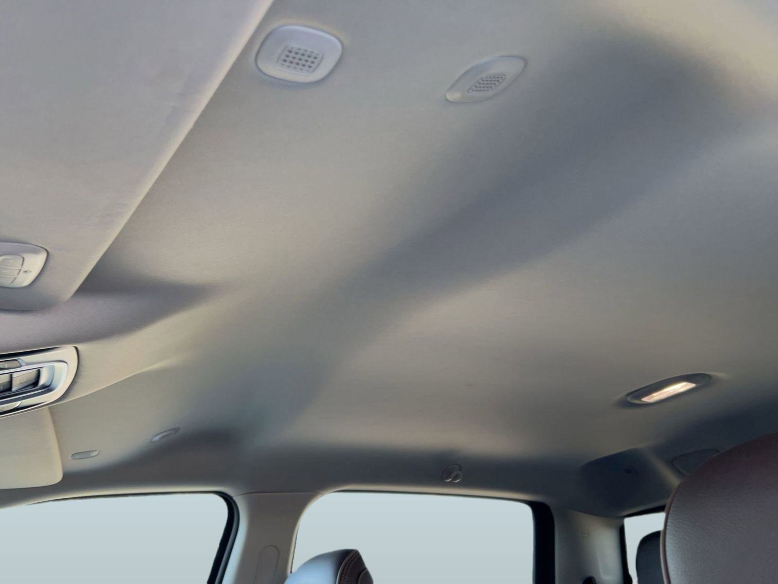 Used 2025 RAM 1500 Limited image 15