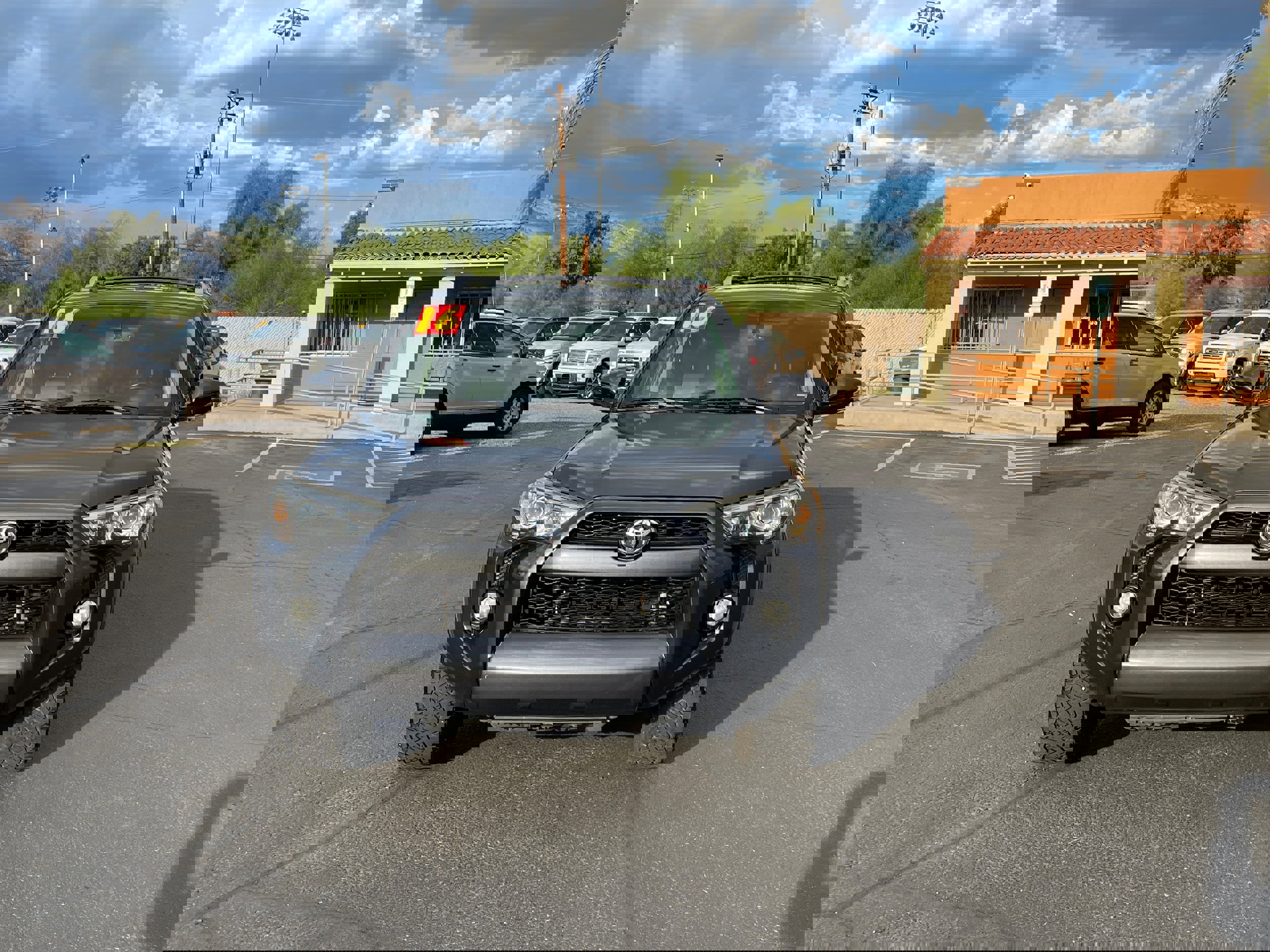 Used 2016 Toyota 4Runner SR5 Premium image 8