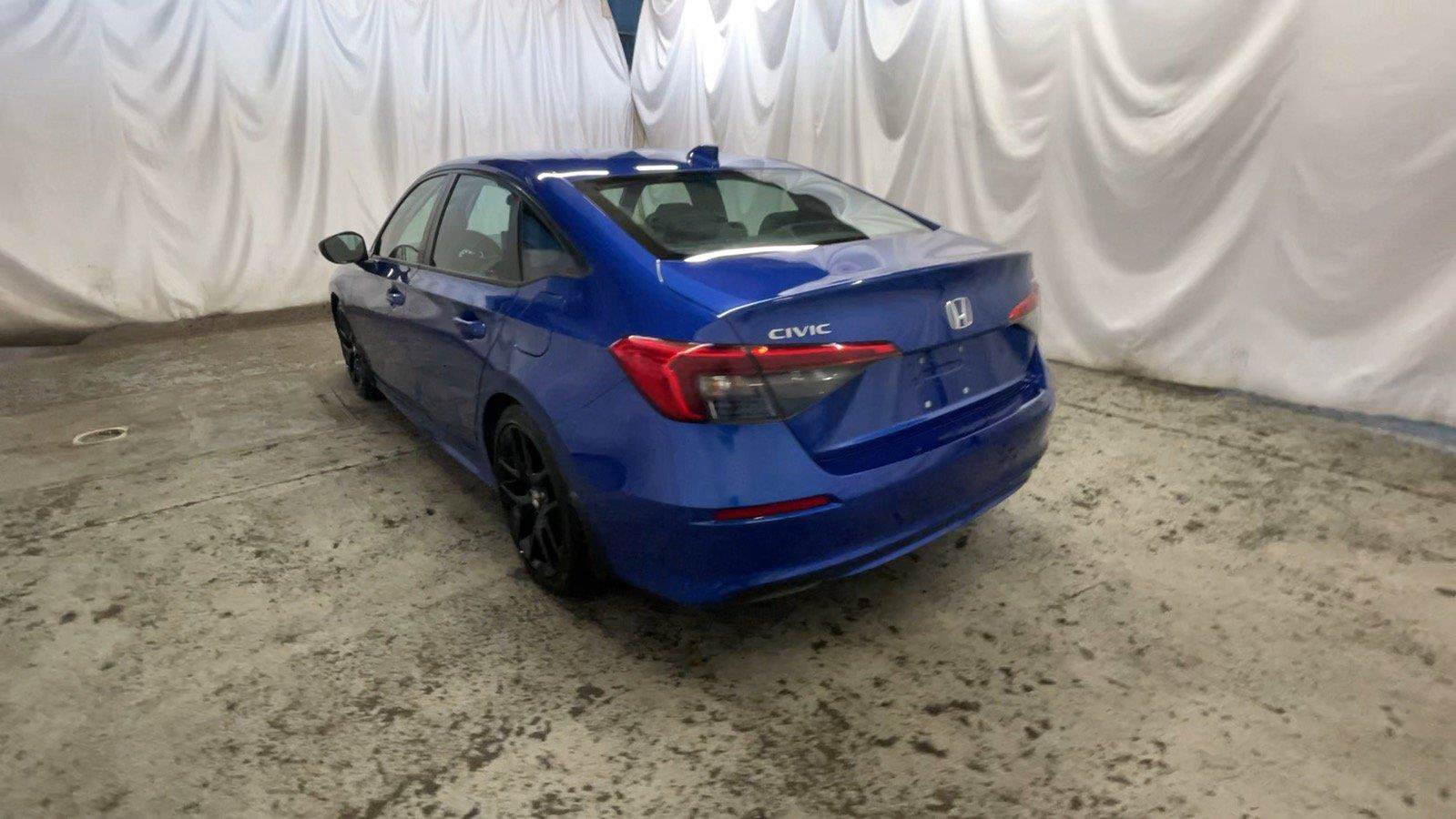 Used 2024 Honda Civic Sport image 9