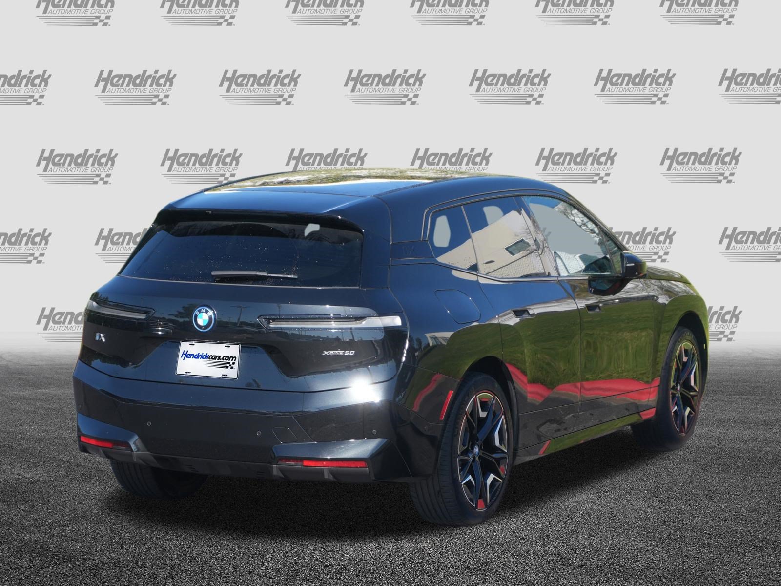 Certified 2024 BMW iX xDrive50 w/ Premium Package AWD/4WD image 6