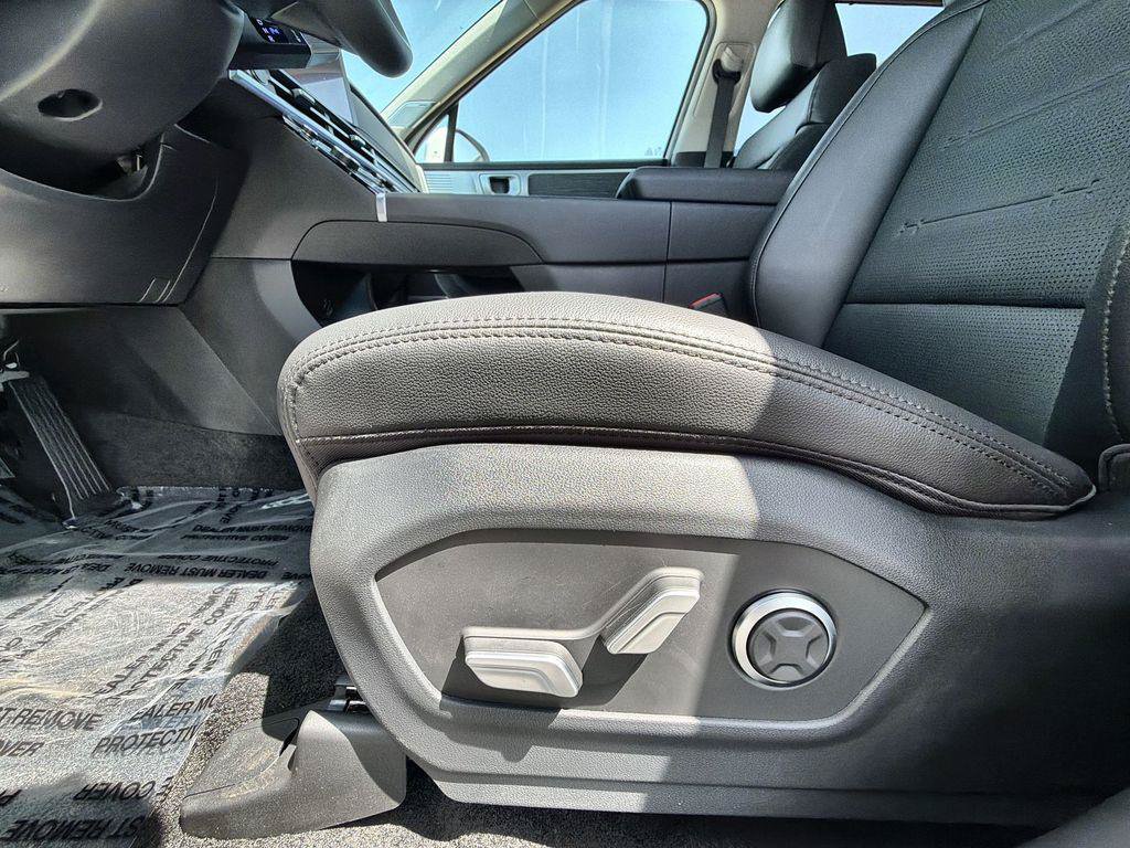 New 2026 Hyundai Santa Fe Limited AWD/4WD image 14
