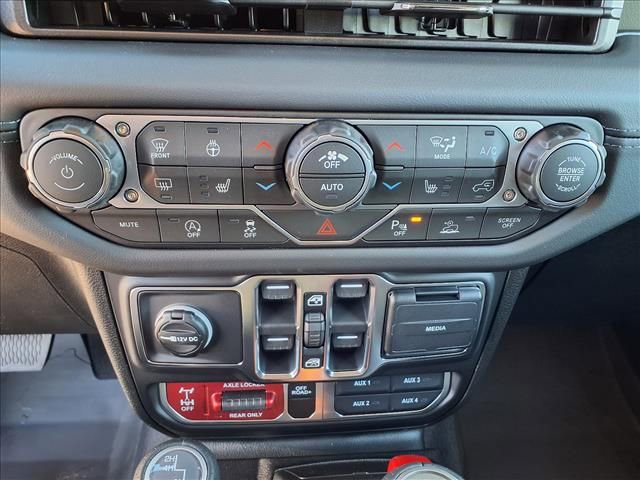 New 2026 Jeep Gladiator Mojave w/ Safety Group AWD/4WD image 29