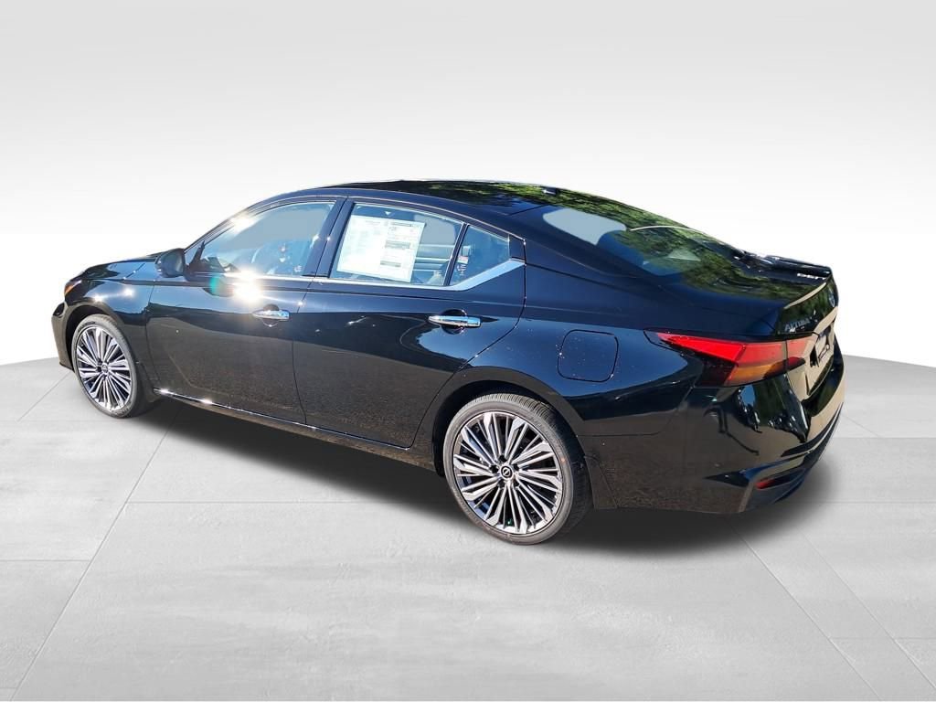 New 2025 Nissan Altima 2.5 SL image 3
