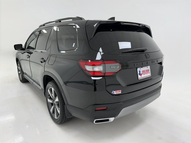 Used 2025 Honda Pilot Elite image 38