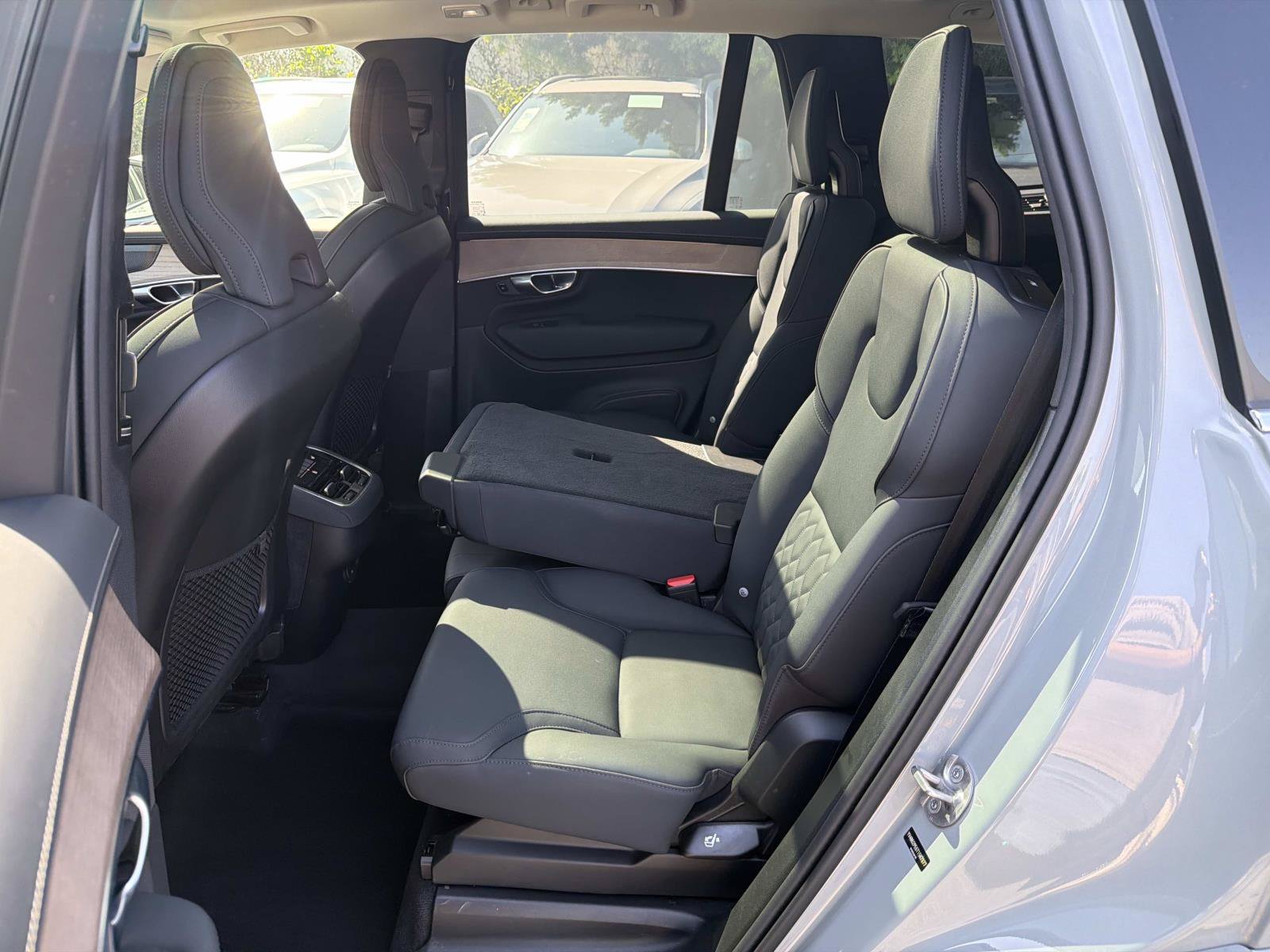 Certified 2026 Volvo XC90 B6 Plus AWD/4WD image 21