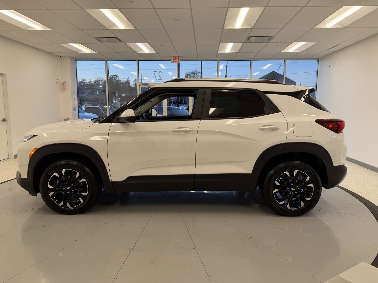 Used 2021 Chevrolet TrailBlazer LT w/ Convenience Package image 63