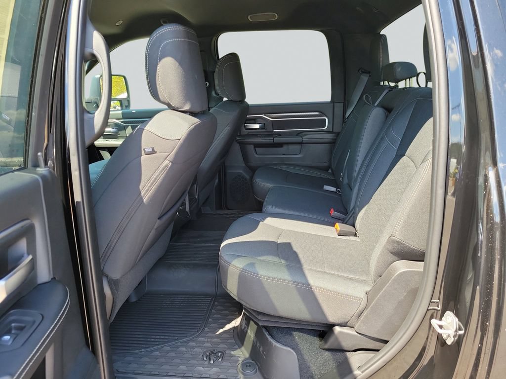New 2026 RAM 3500 Big Horn AWD/4WD image 29
