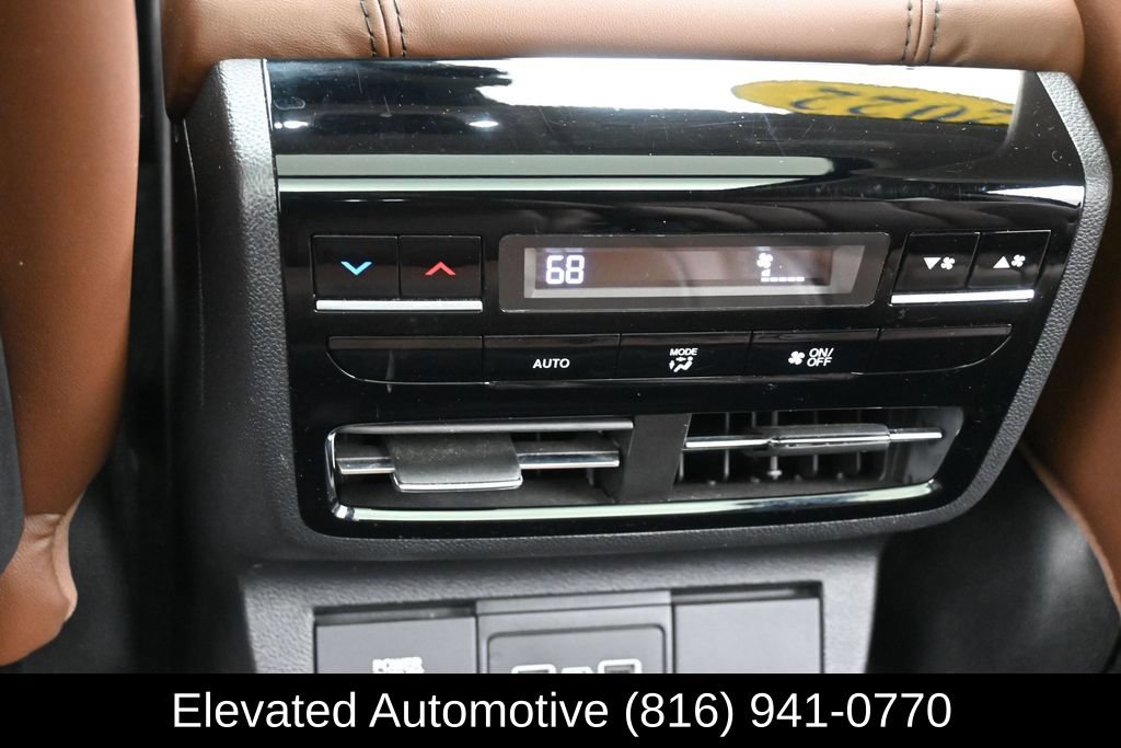 Used 2022 Acura MDX SH-AWD w/ Technology Package image 15