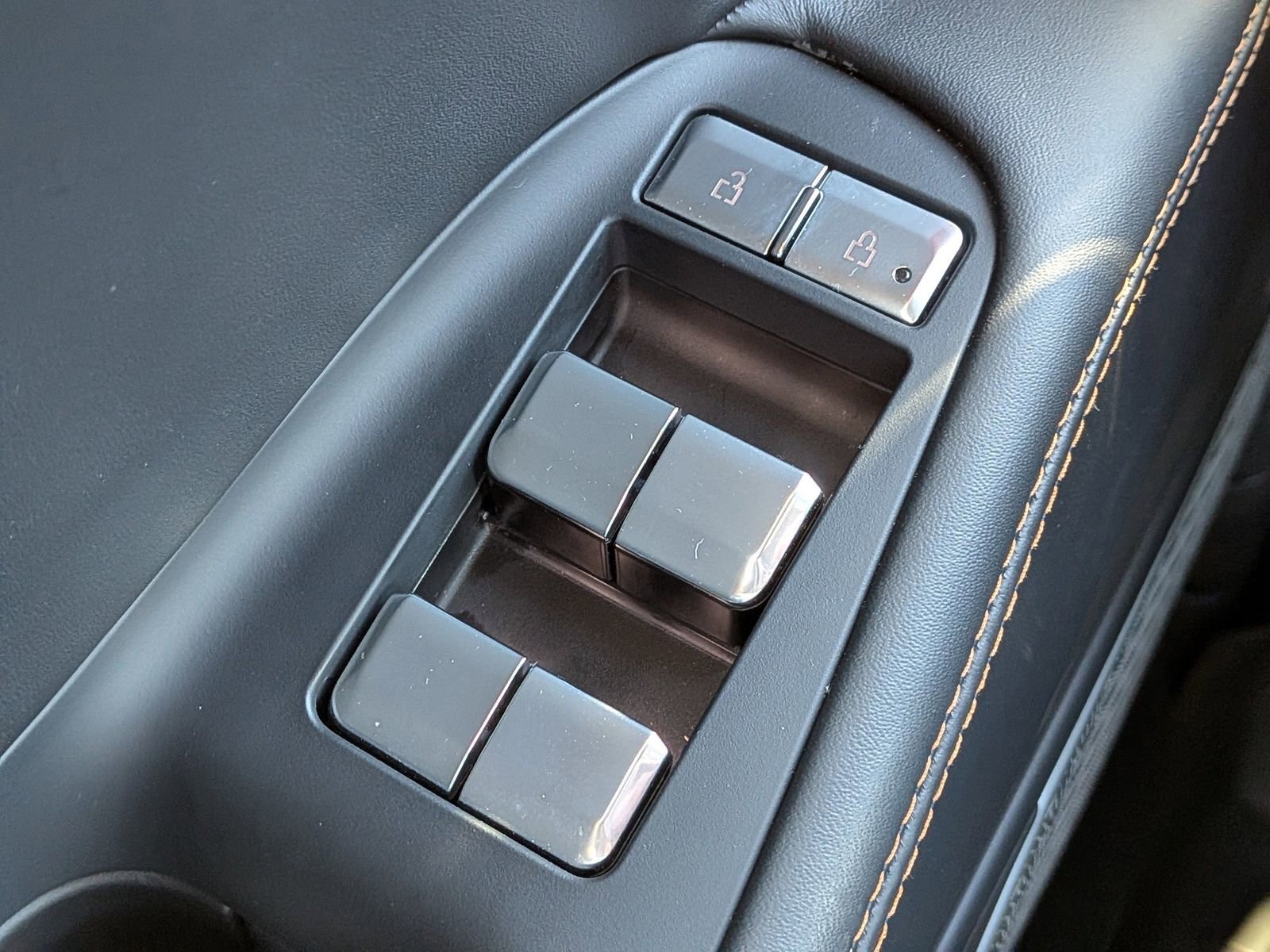 Certified 2025 Lincoln Navigator L Black Label image 30