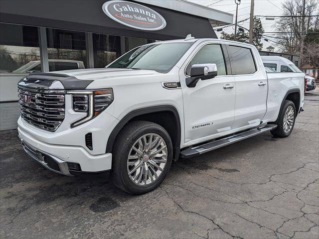 Used 2022 GMC Sierra 1500 Denali w/ Technology Package AWD/4WD image 1