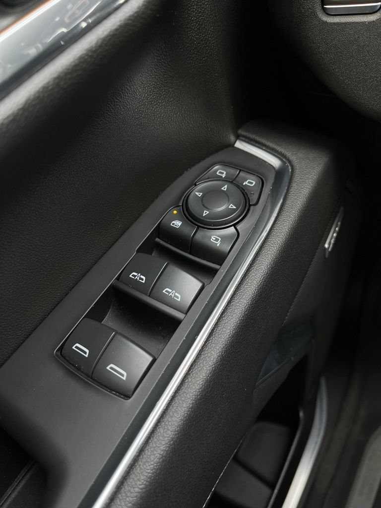 Used 2023 GMC Sierra 1500 SLT AWD/4WD image 25