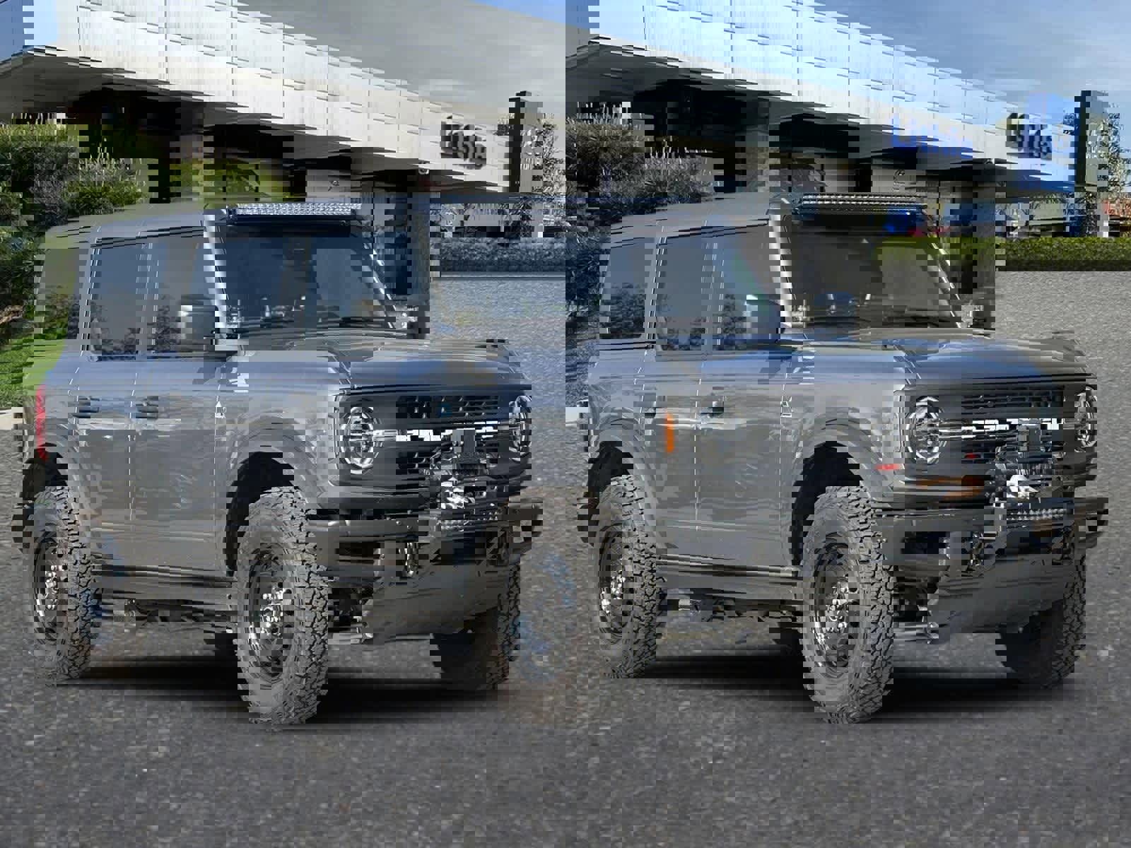 Used 2022 Ford Bronco Black Diamond image 9