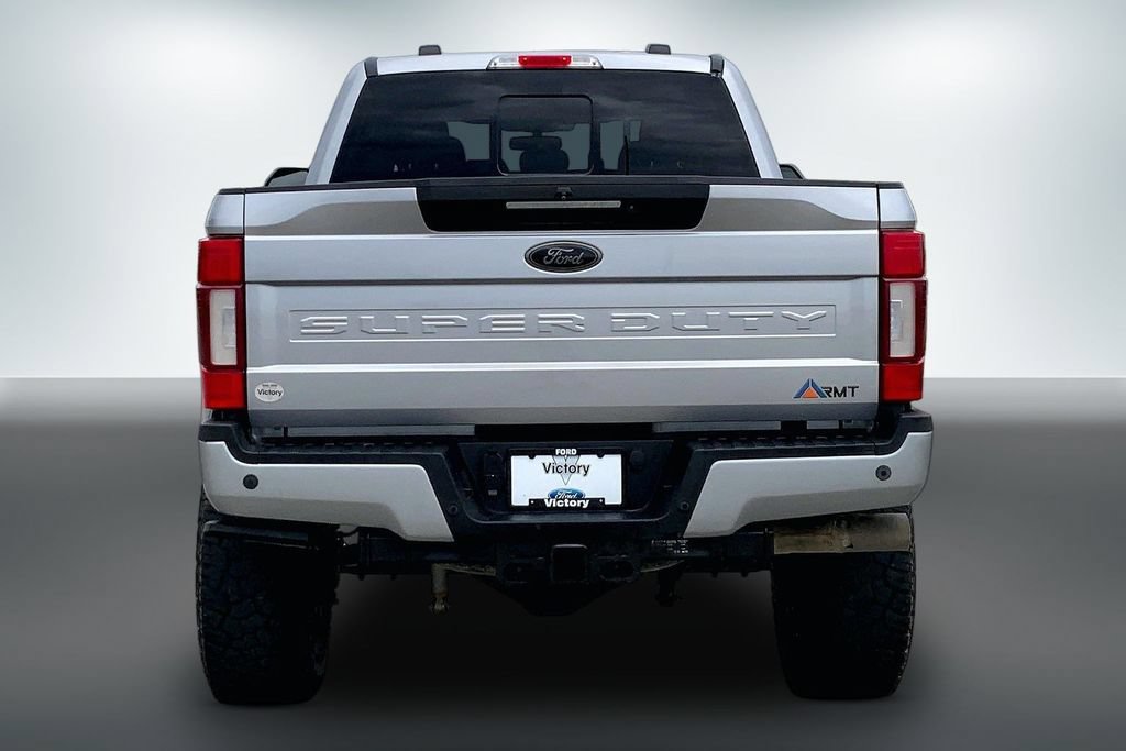 Used 2022 Ford F250 Lariat w/ Black Appearance Package AWD/4WD image 4