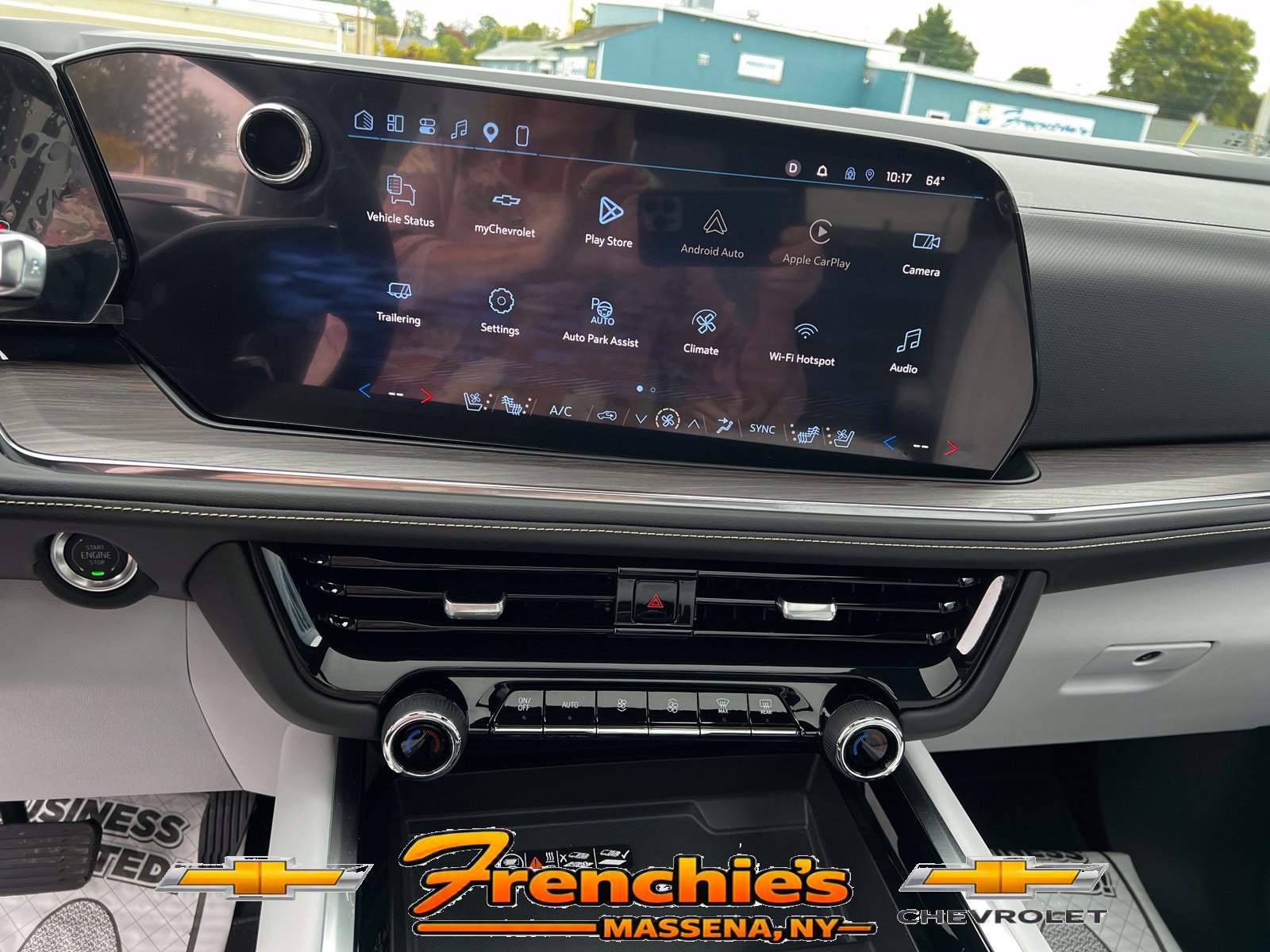 Used 2025 Chevrolet Tahoe Premier w/ Sun And Tow Package AWD/4WD image 21