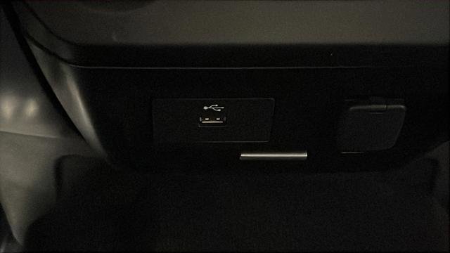 Used 2017 Ford F150 XLT image 26