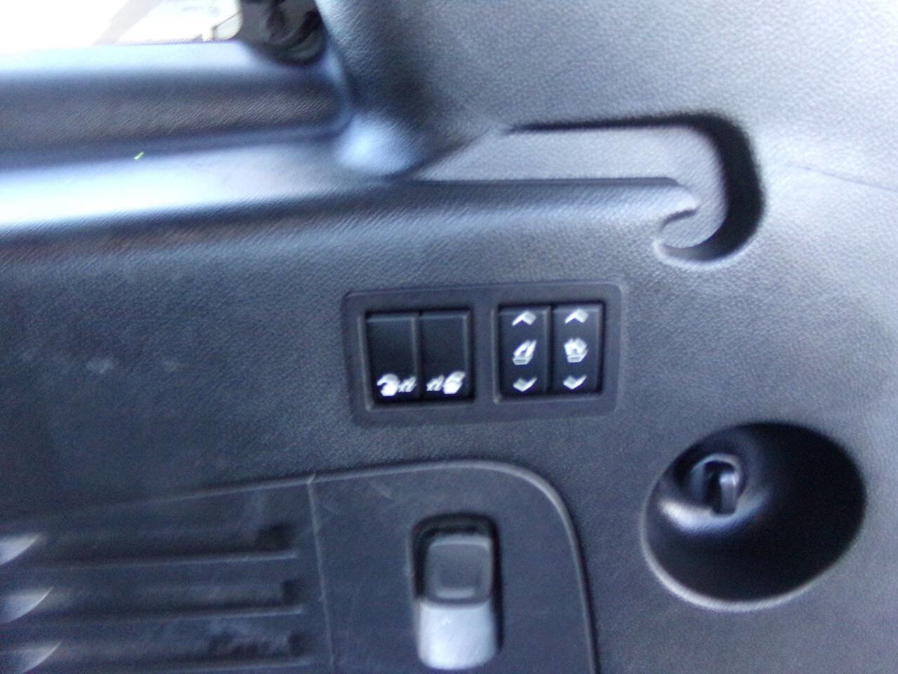 Used 2019 Cadillac Escalade ESV Luxury image 29