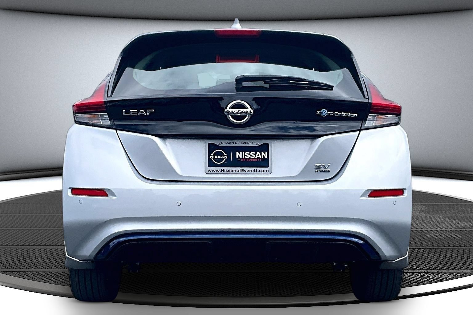 Used 2022 Nissan Leaf SV Plus FWD image 5