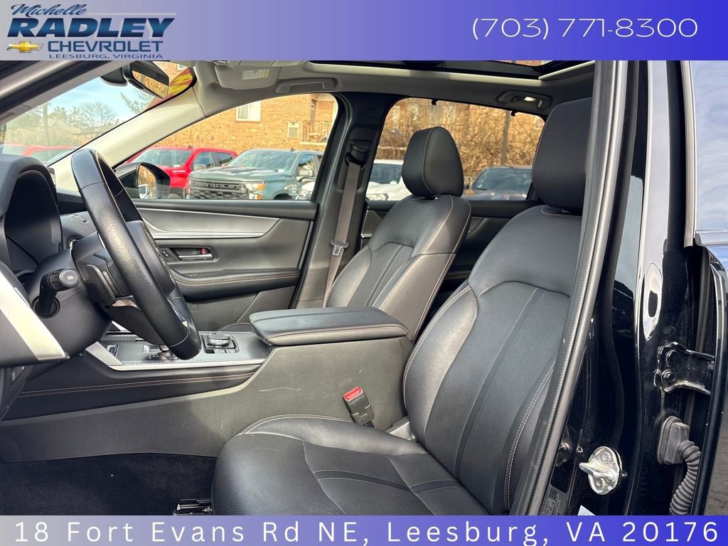 Used 2024 MAZDA CX-90 3.3 Turbo w/ Premium Package image 16