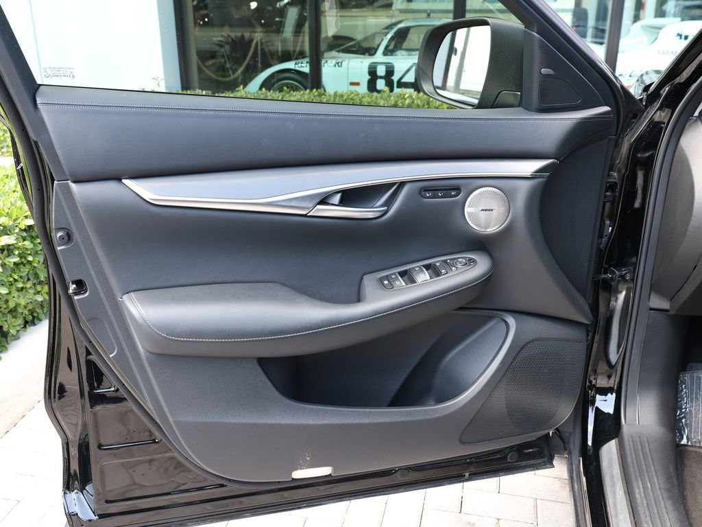 Certified 2025 INFINITI QX50 Luxe AWD/4WD image 11