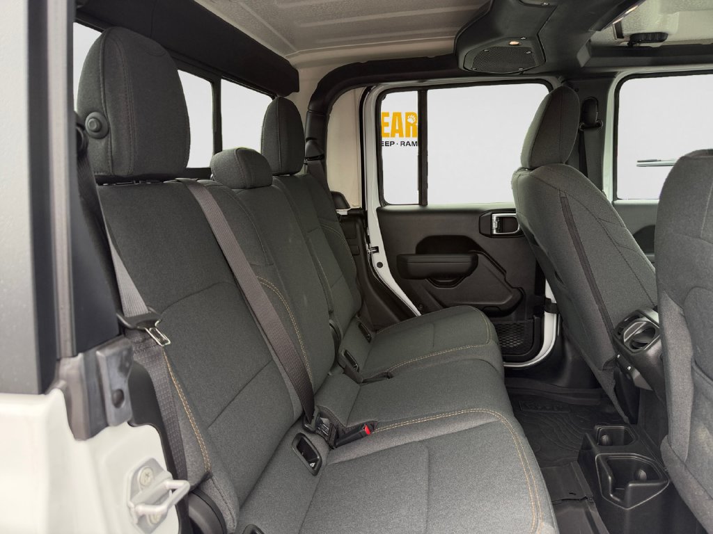 New 2026 Jeep Gladiator Sport AWD/4WD image 16