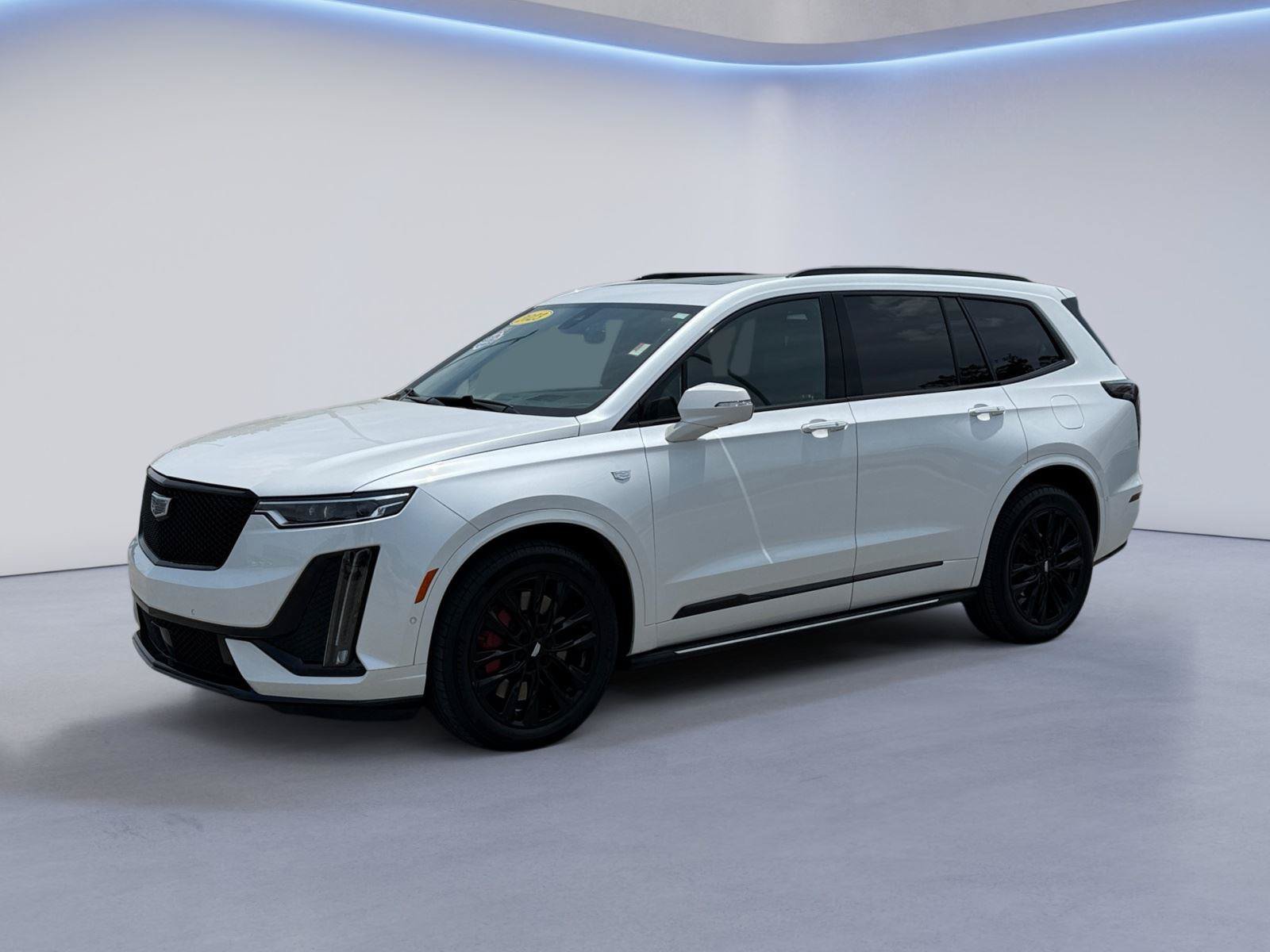 Used 2023 Cadillac XT6 Sport w/ LPO, ONYX Package AWD/4WD image 12