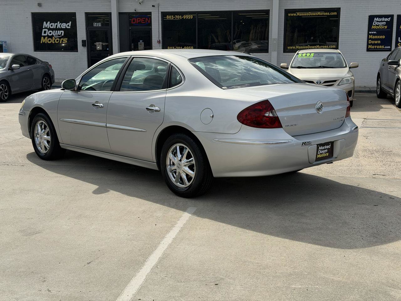 Used 2005 Buick LaCrosse CXL w/ Chrome Appearance Package FWD image 8