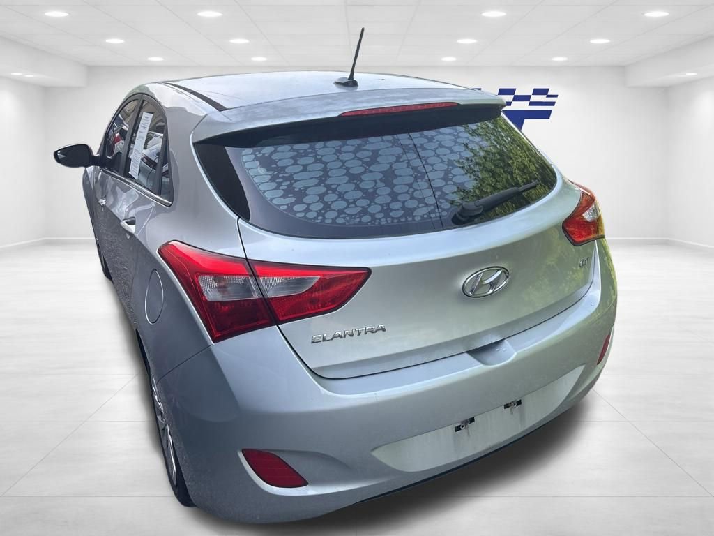 Used 2016 Hyundai Elantra GT FWD image 6