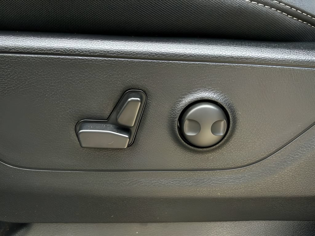 New 2026 RAM 1500 Big Horn AWD/4WD image 19