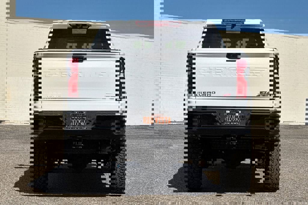 New 2026 Chevrolet Silverado 2500 ZR2 image 5