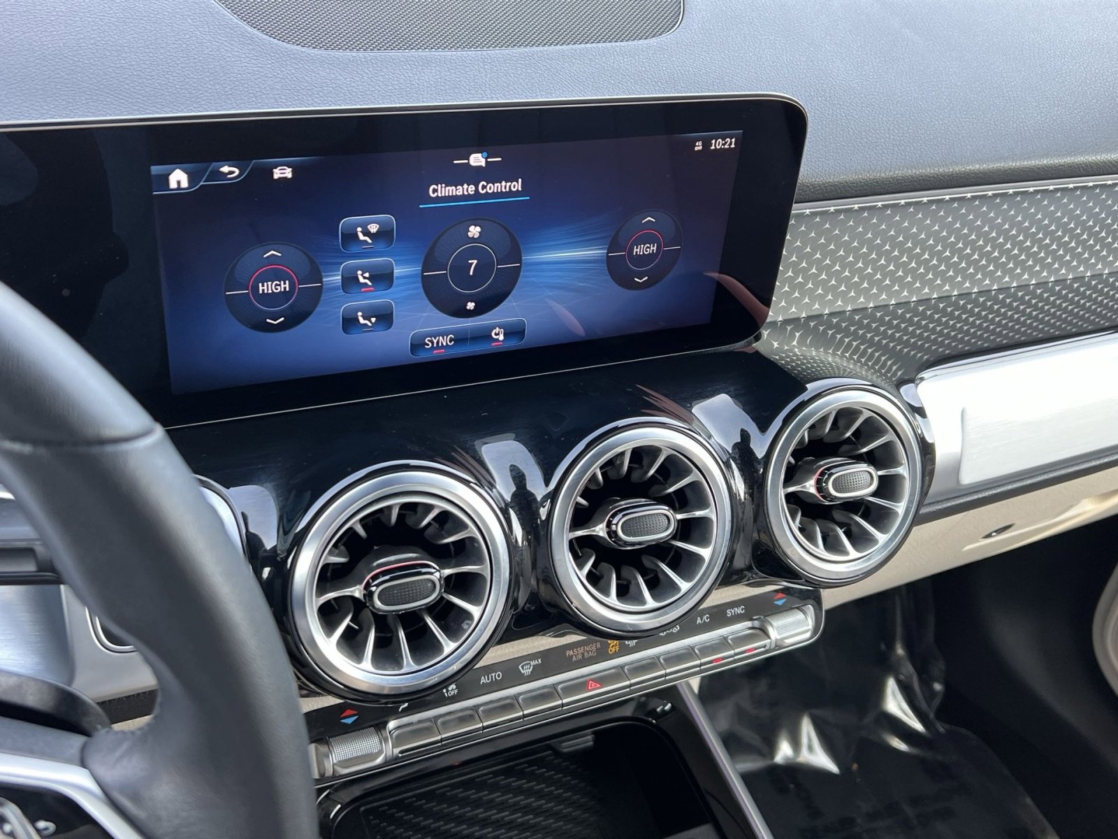 Certified 2024 Mercedes-Benz GLB 250 GLB 250 image 19