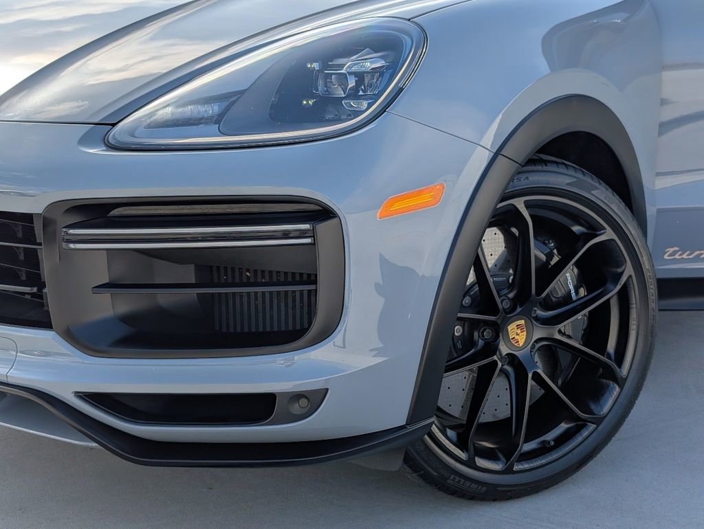 Certified 2022 Porsche Cayenne Turbo GT AWD/4WD image 10