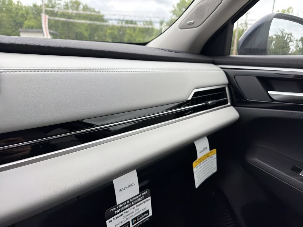 New 2026 Mitsubishi Outlander SE AWD/4WD image 23