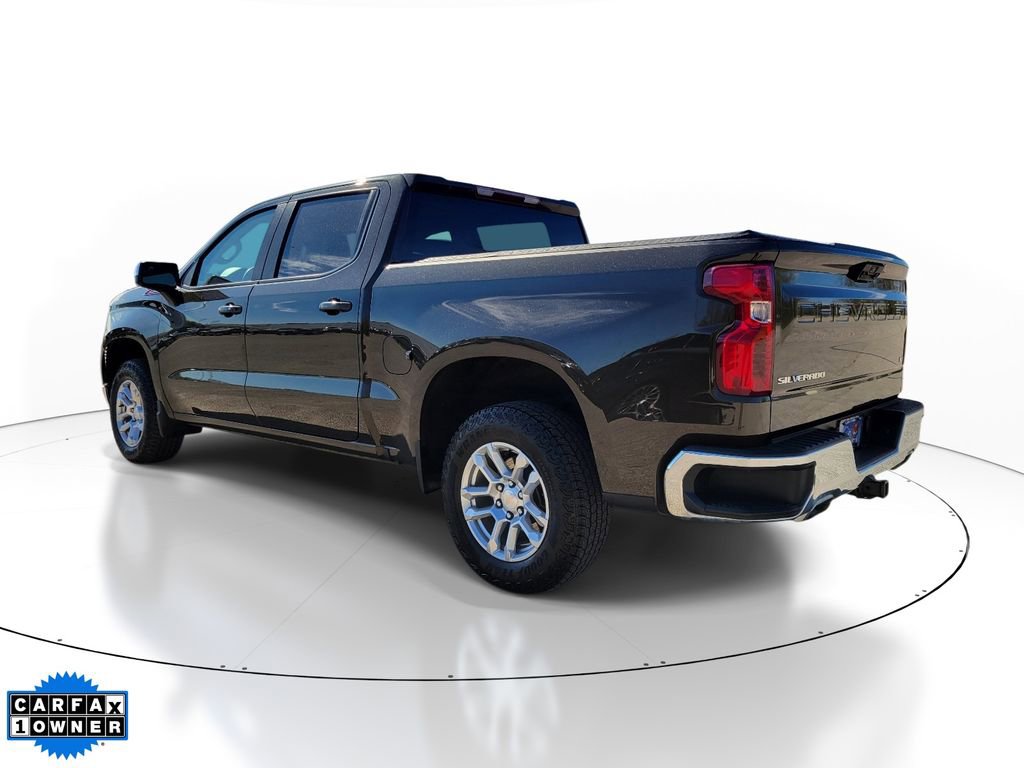 Used 2023 Chevrolet Silverado 1500 LT AWD/4WD image 3