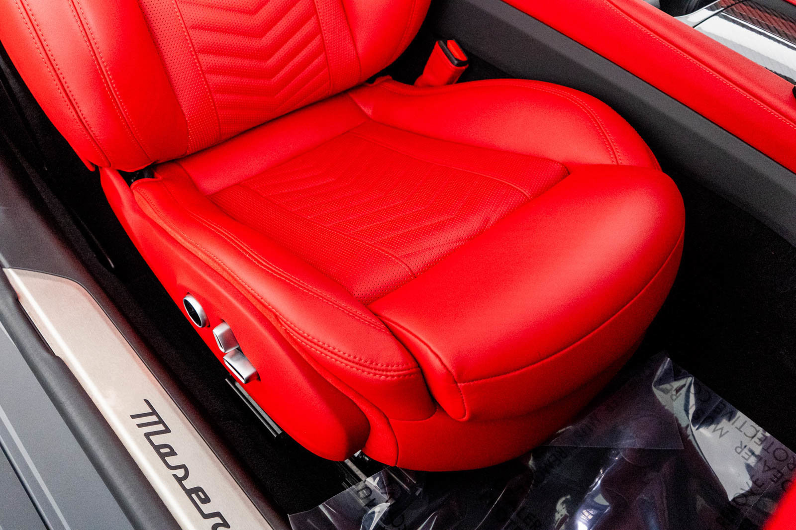 Used 2024 Maserati GranTurismo Trofeo image 31