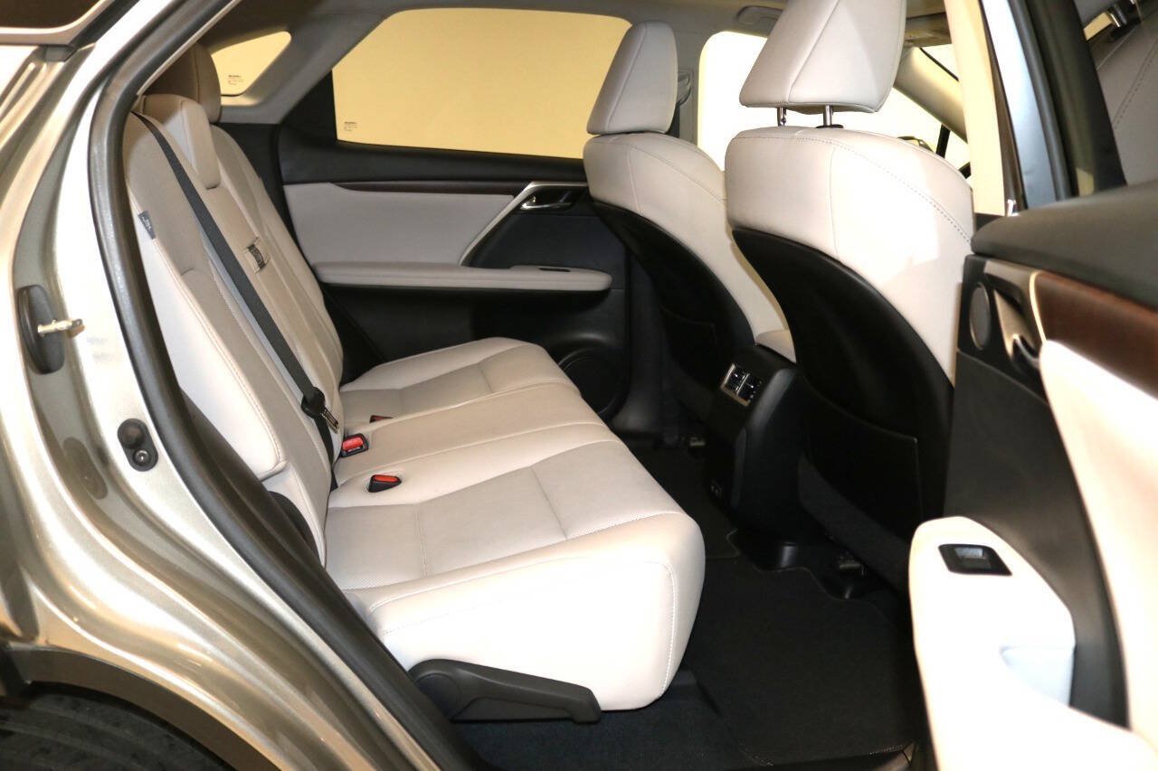 Used 2022 Lexus RX 350 FWD w/ Premium Package image 19