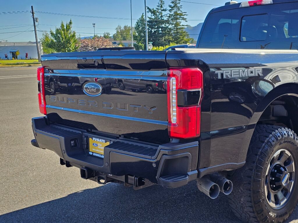 Certified 2023 Ford F350 Lariat w/ Lariat Ultimate Package AWD/4WD image 7