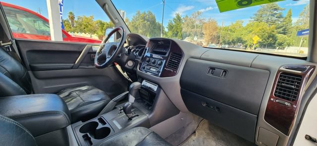 Used 2002 Mitsubishi Montero Limited AWD/4WD image 17