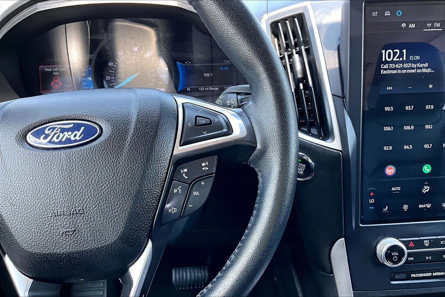 Used 2022 Ford Edge SEL AWD/4WD image 25