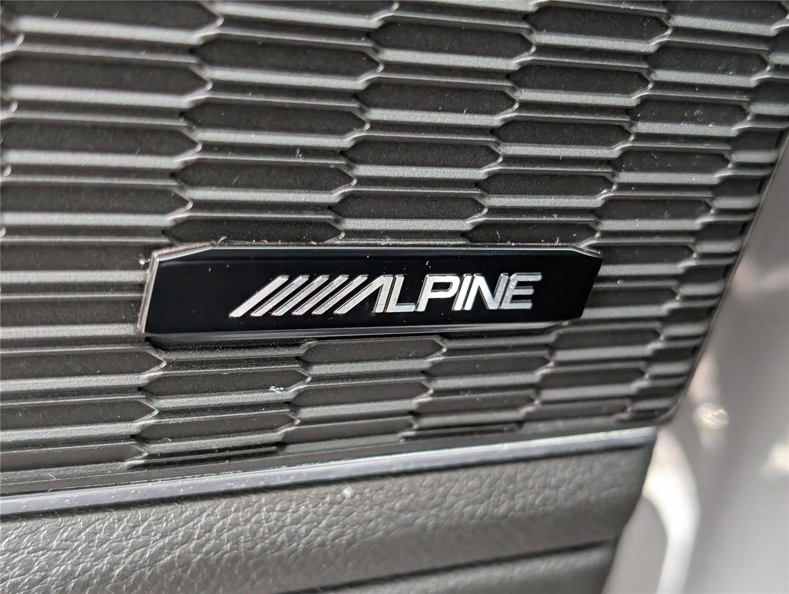 Used 2022 Jeep Grand Cherokee Overland w/ Luxury Tech Group IV image 22