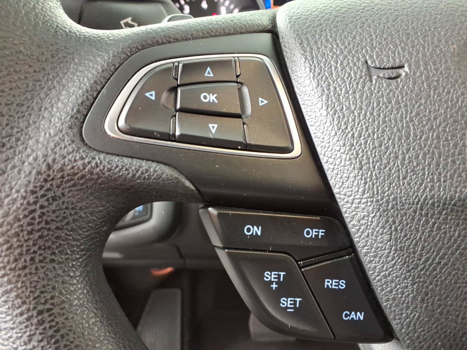 Used 2017 Ford Escape SE FWD image 21