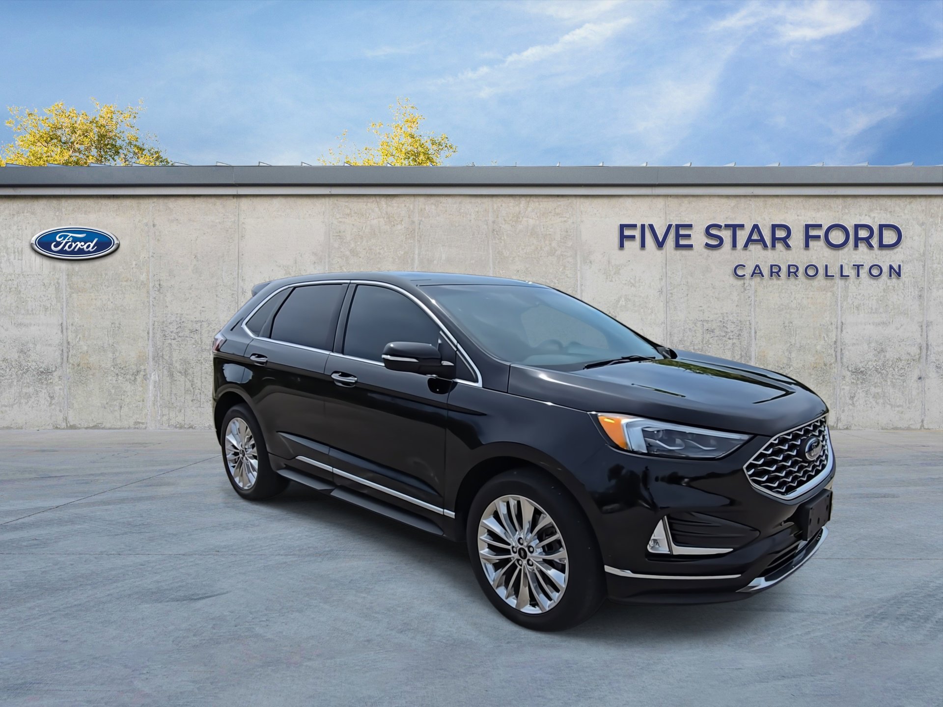 Used 2024 Ford Edge Titanium w/ Titanium Elite Package image 2